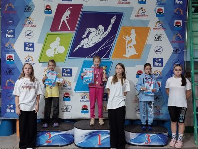 Юные пловцы состязались в соревнованиях «День кролиста»